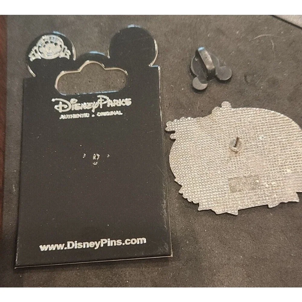 Disney Trading Pin 00001 Mickey Caribbean Beach Resort‎ Surfing Surfer Surfs Up